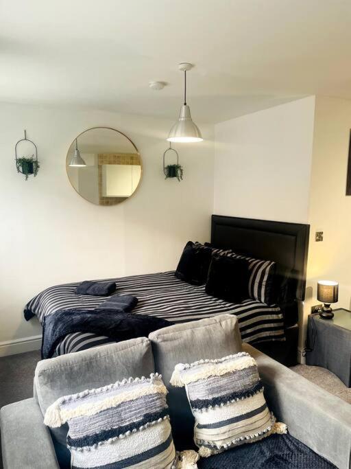 #215 1 Bed Serviced Apartment Derby Eksteriør billede