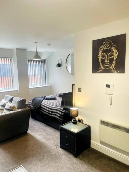 #215 1 Bed Serviced Apartment Derby Eksteriør billede